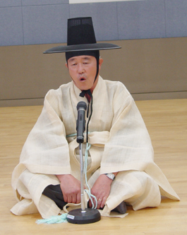 배성도씨, 칠곡 최초 시조창 명창
