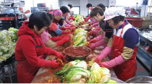 칠곡군 재가복지대상자 '사랑의 김장담그기'