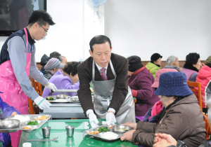 칠곡서, 사랑의 집 급식 봉사활동 펼쳐