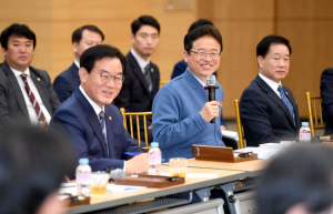이철우 지사 칠곡서 소통 간담회 가져