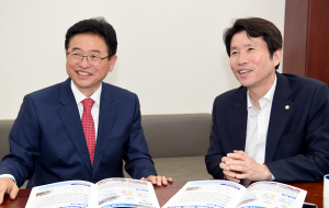 이철우 도지사, 신임 민주당·평화당 원내대표에 현안 건의