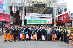 경북소방본부장, 칠곡군 전통시장·사회복지시설 방문
