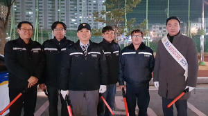 정희용 예비후보, '자율방범대 야간순찰' 동참