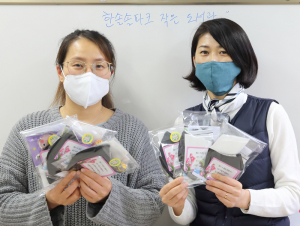 재봉틀로 만든 마스크 제공한 석적 한솔아파트
