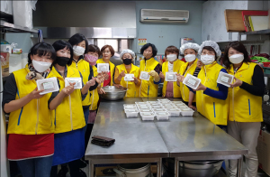 칠곡군 '사랑물봉사단' , 독거어르신 밑반찬 봉사 