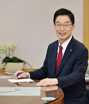 임종식 경북교육감, 직무수행 지지도 전국 2위
