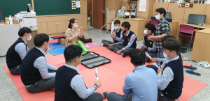 코로나로 지친 마음 음악으로 해소해요