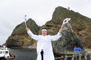 이철우 도지사, 독도의 날 맞아 독도지킴이들께 감사의 뜻 전달