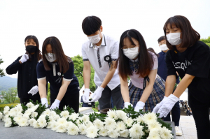 칠곡학생자치위원회 호국보훈의 뜻을 기리다