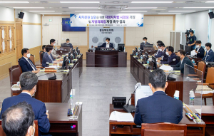 경상북도의회 지방분권추진특별委, 자치분권 실현 촉구 결의안 채택