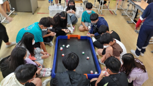 그리운 체험학습, 우리는 학교에서 해요