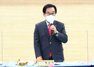 백선기 경상북도시장군수협의회장, “군위군 편입 조속히 처리하고 포스코 지주회사 수도권 설립 중단해야”