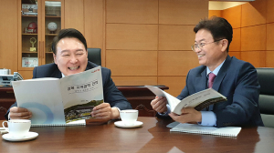 이철우 지사, 윤석열 당선인 면담..균형발전 과제 제안