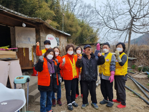 약목면 지역사회보장협의체, 특화사업 ‘홈클린’ 실시