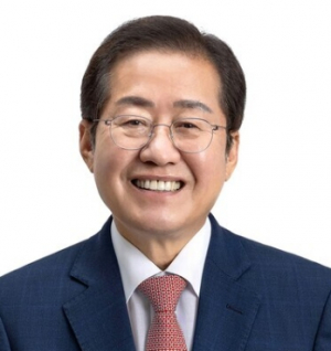홍준표 시장이 '정치 9단' 되려면