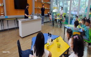 “꿀벌나라 테마공원으로 꿀 뜨러 가요”