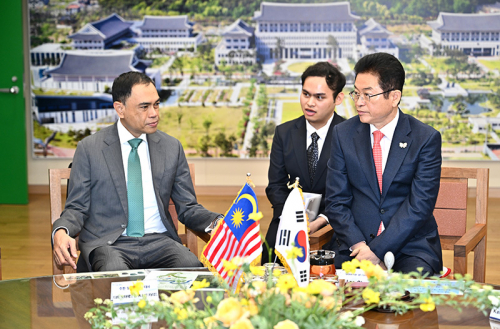 이철우 지사, 주한 말레이 대사와 APEC 성공개최 한 목소리