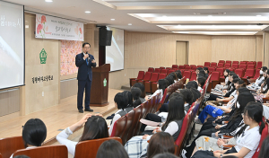 임종식 경북교육감, 스승의 날 일일 교사로 특별한 수업 진행
