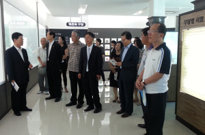 구상문학관 찾은 선주문학회, 왜관서 문학행사 열어