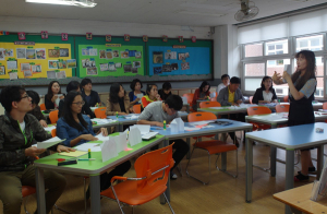 약목초등 ‘북아트 실적물 제작 방법 알기 연수' 실시