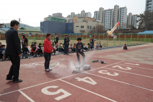 왜관초등 과학탐구대회 열어