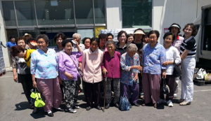 지천면 새마을협의회, 축제 수익금으로 독거노인 목욕봉사