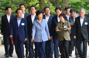 박근혜 대통령 경주 월성 전격 방문