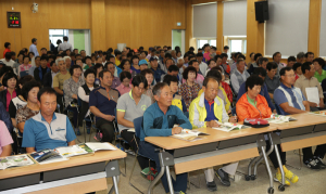 칠곡군농업기술센터 참외 핵심재배 기술교육 실시