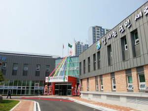 읍·면사무소 '행정복지센터' 전환<br>석적 행정타운, 약목 신청사 준공