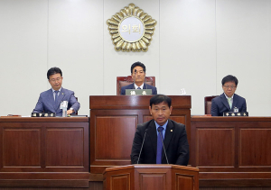 조기석 의장-이택용 부의장, 7대 후반기 칠곡군의장단 선출