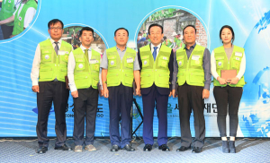 새마을 봉사단과 함께한 경상북도 새마을세계화 10년