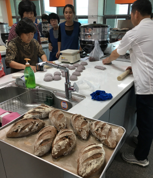 칠곡군농업기술센터, 우리쌀 이용 제과·제빵 교육 실시