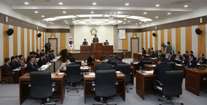 전액 삭감 '낙동강축전' 못하나?<br>행사성 예산 깎고 민생 예산 늘려