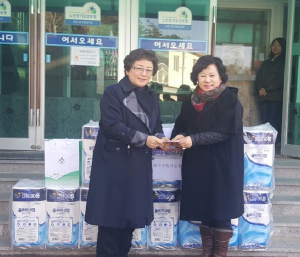 칠곡교육청, 사회복지시설 성금-위문품 전달