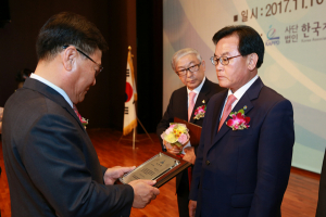백선기 칠곡군수, 지체장애인날 기념 ‘상곡인권상 최우수상’ 수상