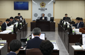 경북도의회 교육위원회, 직속기관 대상으로 행정사무감사 이어가