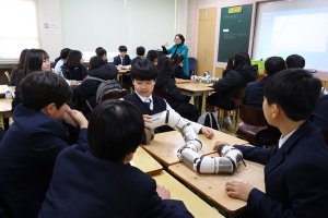 북삼중, 학교로 찾아가는 로봇개발자 체험