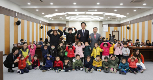 ‘천재어린이집’ 칠곡군의회 견학 방문
