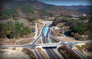 동명~부계간 확장도로 개통은 됐지만