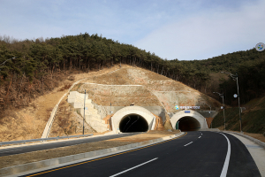 칠곡물류IC 연결 왜관산단터널 준공