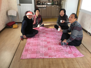 칠곡군, 관내 전 경로당에 온수매트 전달