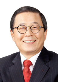 남유진 예비후보, 자유한국당 경북지사 공천 신청<br>“보수의 가치와 경북의 자존심 지켜 온 내가 적임자”