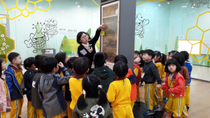 왜관초등학교병설유치원 '꿀벌나라 테마공원' 