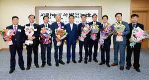 경북도, 세정종합평가 우수 시·군 시상 격려
