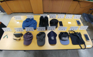 전국 고속도로 휴게소 행락객 상대 소매치기 일당 검거