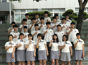 동명중·고생 1학년 전원에게 하절기 교복 지원