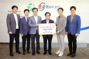 희귀난치성질활-백혈병 환아 가정에 성금 전달
