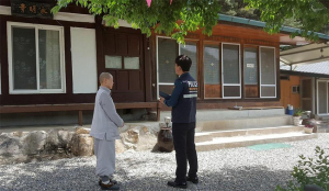 칠곡경찰서 ‘부처님 오신 날’ 특별 범죄예방활동 전개