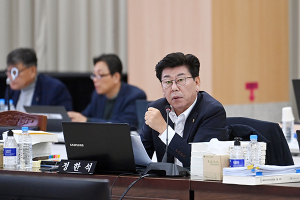 정한석 도의원, “학교폭력위원회–미래교육지구–기간제 교원 채용, 전문성·공정성 ‘전면 쇄신’ 필요”