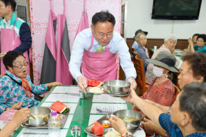 칠곡군  '칠곡군사랑의집' 삼계탕 배식봉사